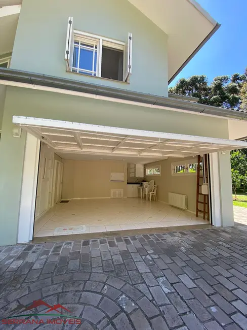 Foto 7 de Casa com 3 quartos à venda, 241m2 em Nova Petropolis - RS