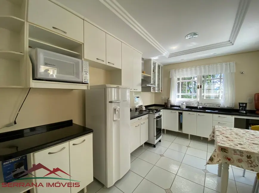 Foto 6 de Casa com 3 quartos à venda, 241m2 em Nova Petropolis - RS