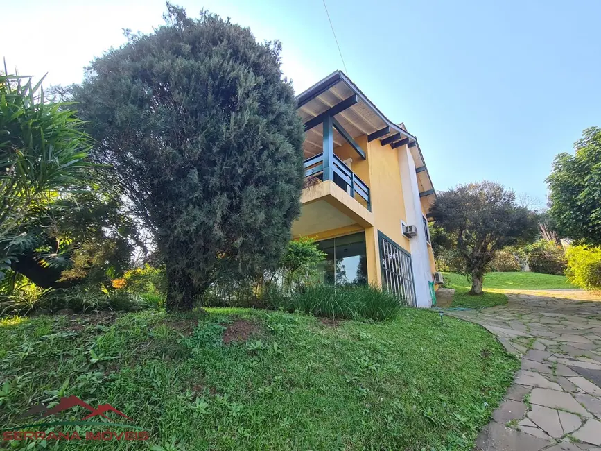 Casa com 4 quartos à venda, 226m2 em Nova Petropolis - RS - imagem 2 Foto 2 de Casa com 4 quartos à venda, 226m2 em Nova Petropolis - RS