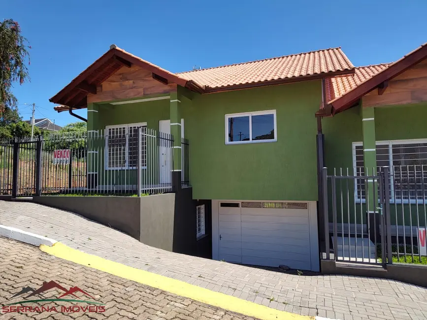 Foto 2 de Casa com 3 quartos à venda, 138m2 em Nova Petropolis - RS