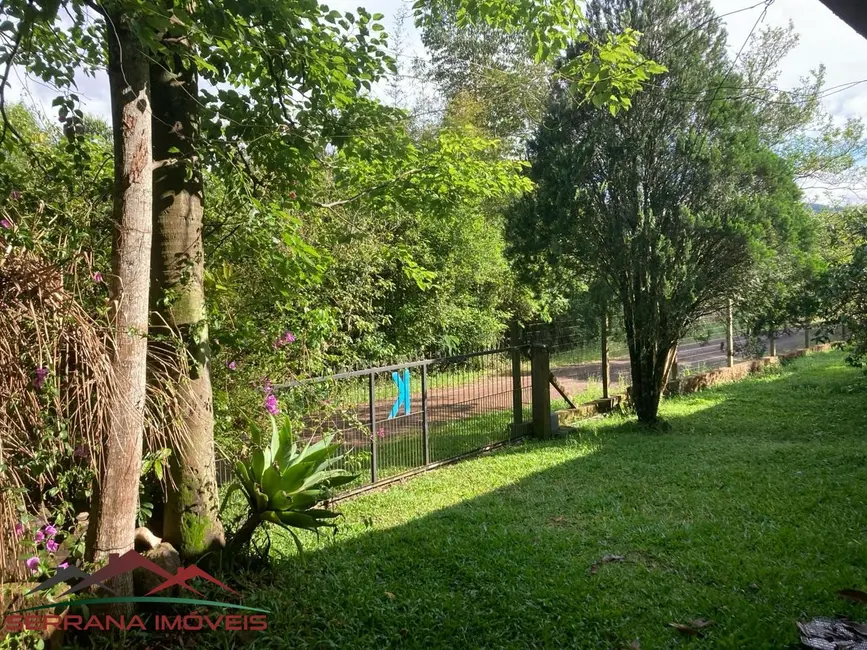 Foto 2 de Chácara com 4 quartos à venda, 120m2 em Picada Cafe - RS