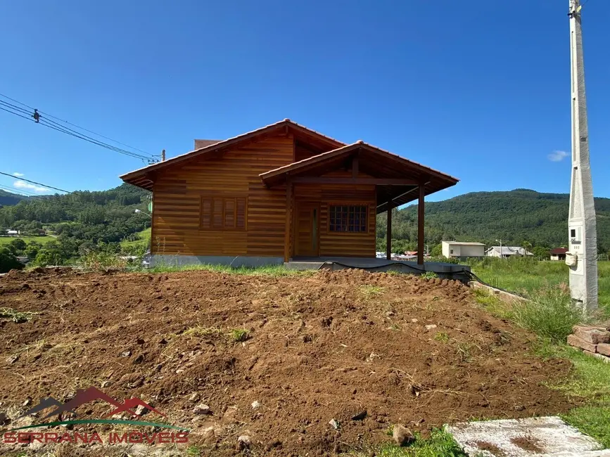 Casa com 2 quartos à venda, 211m2 em Picada Cafe - RS - imagem 8 Foto 8 de Casa com 2 quartos à venda, 211m2 em Picada Cafe - RS