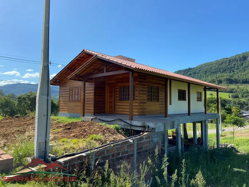 Foto 1 de Casa com 2 quartos à venda, 211m2 em Picada Cafe - RS
