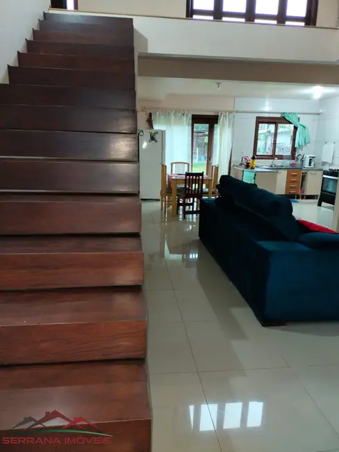 Casa com 4 quartos à venda, 187m2 em Nova Petropolis - RS - imagem 5 Foto 5 de Casa com 4 quartos à venda, 187m2 em Nova Petropolis - RS