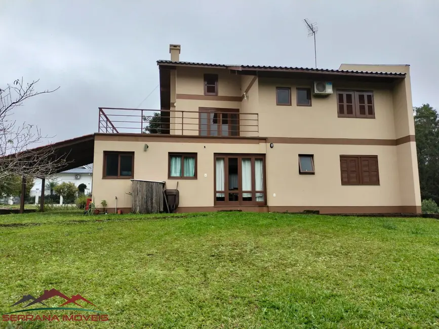 Casa com 4 quartos à venda, 187m2 em Nova Petropolis - RS - imagem 2 Foto 2 de Casa com 4 quartos à venda, 187m2 em Nova Petropolis - RS