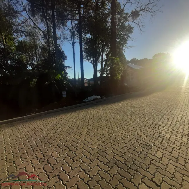 Foto 3 de Terreno / Lote à venda, 810m2 em Nova Petropolis - RS