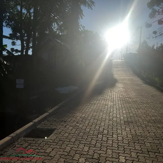 Foto 2 de Terreno / Lote à venda, 810m2 em Nova Petropolis - RS