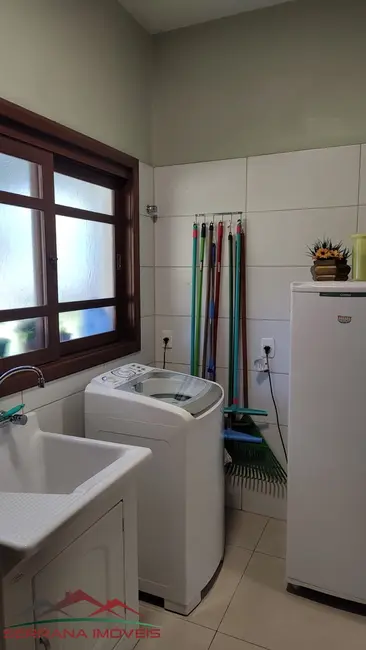 Foto 9 de Casa com 3 quartos à venda, 179m2 em Nova Petropolis - RS