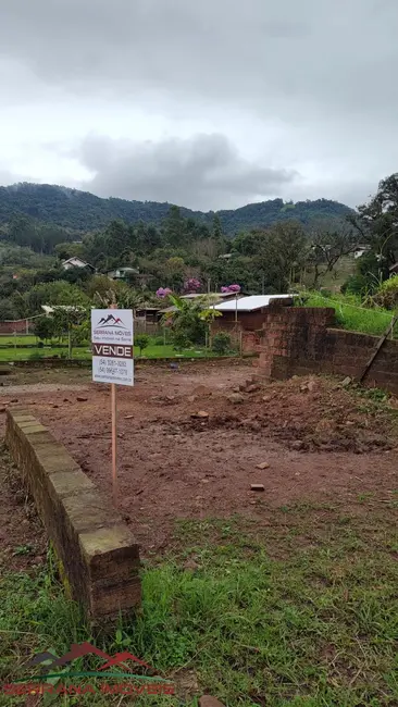 Foto 1 de Terreno / Lote à venda, 417m2 em Centro, Picada Cafe - RS