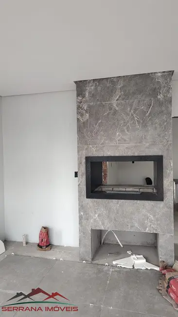 Foto 2 de Casa com 3 quartos à venda, 200m2 em Nova Petropolis - RS