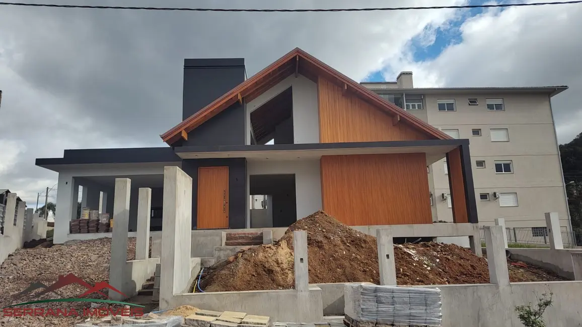 Foto 1 de Casa com 3 quartos à venda, 200m2 em Nova Petropolis - RS