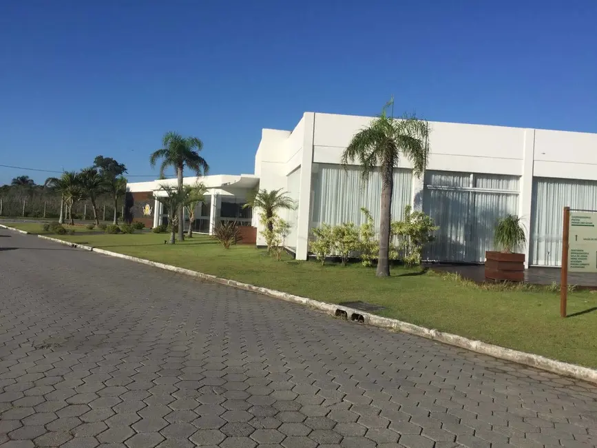 Foto 4 de Terreno / Lote à venda, 600m2 em Garopaba - SC