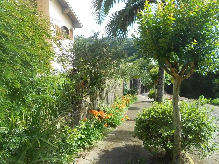 Foto 7 de Casa com 5 quartos à venda, 320m2 em Nova Petropolis - RS