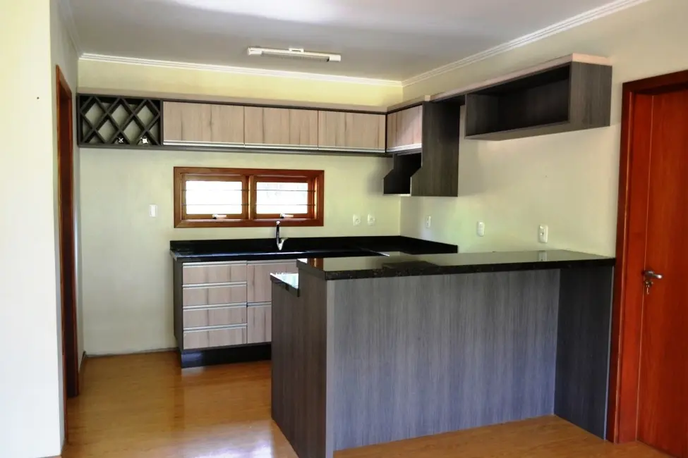 Casa com 3 quartos à venda, 162m2 em Nova Petropolis - RS - imagem 3 Foto 3 de Casa com 3 quartos à venda, 162m2 em Nova Petropolis - RS