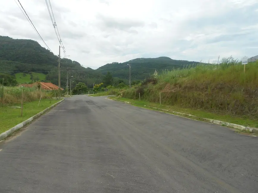Foto 2 de Terreno / Lote à venda, 403m2 em Picada Cafe - RS