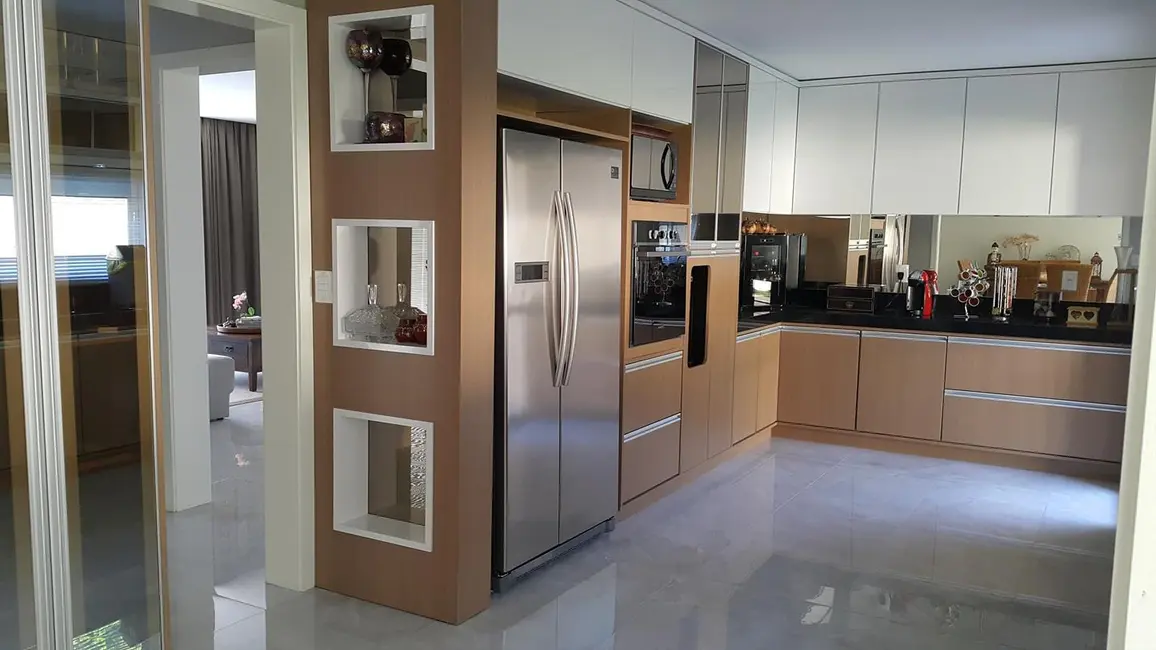 Casa com 3 quartos à venda, 301m2 em Picada Cafe - RS - imagem 8 Foto 8 de Casa com 3 quartos à venda, 301m2 em Picada Cafe - RS