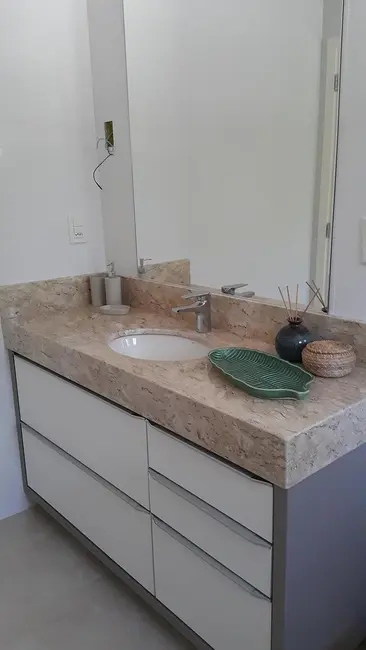 Casa com 3 quartos à venda, 301m2 em Picada Cafe - RS - imagem 5 Foto 5 de Casa com 3 quartos à venda, 301m2 em Picada Cafe - RS