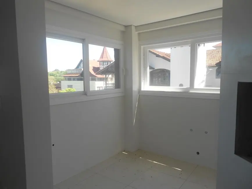 Foto 3 de Apartamento com 3 quartos à venda, 148m2 em Centro, Nova Petropolis - RS