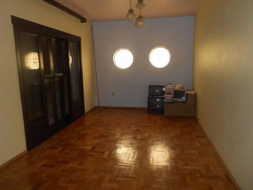 Casa com 4 quartos à venda, 250m2 em Centro, Picada Cafe - RS - imagem 7 Foto 7 de Casa com 4 quartos à venda, 250m2 em Centro, Picada Cafe - RS