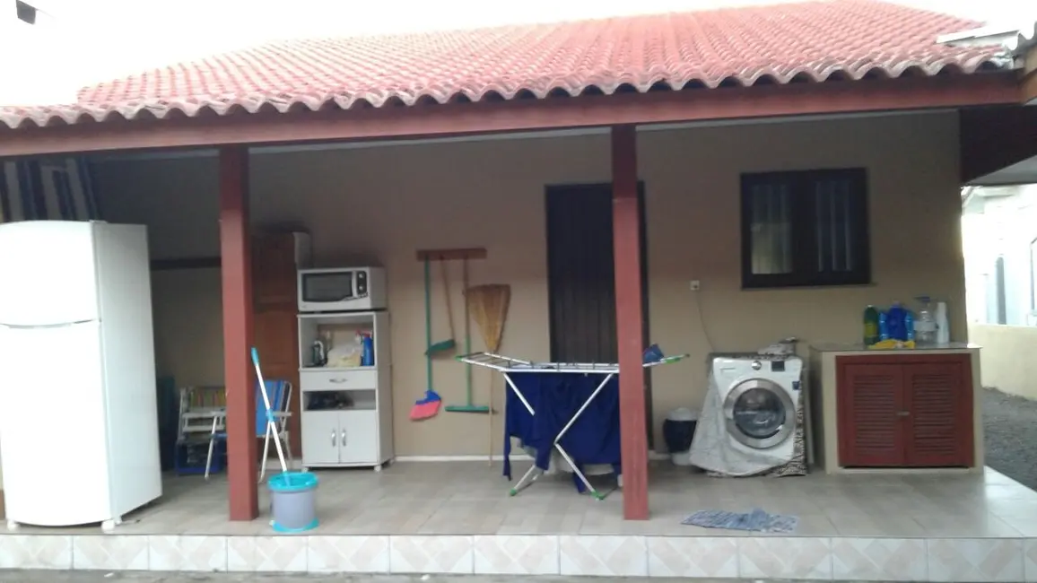 Casa com 3 quartos à venda, 112m2 em Tramandai - RS - imagem 6 Foto 6 de Casa com 3 quartos à venda, 112m2 em Tramandai - RS