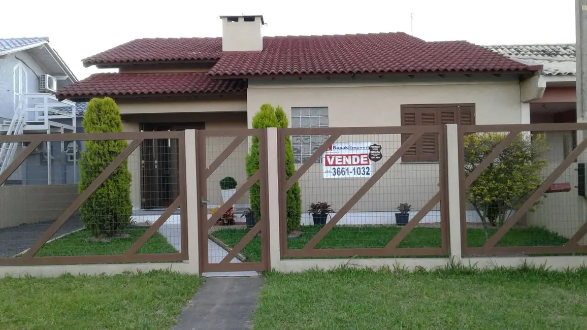 Casa com 3 quartos à venda, 112m2 em Tramandai - RS - imagem 3 Foto 3 de Casa com 3 quartos à venda, 112m2 em Tramandai - RS