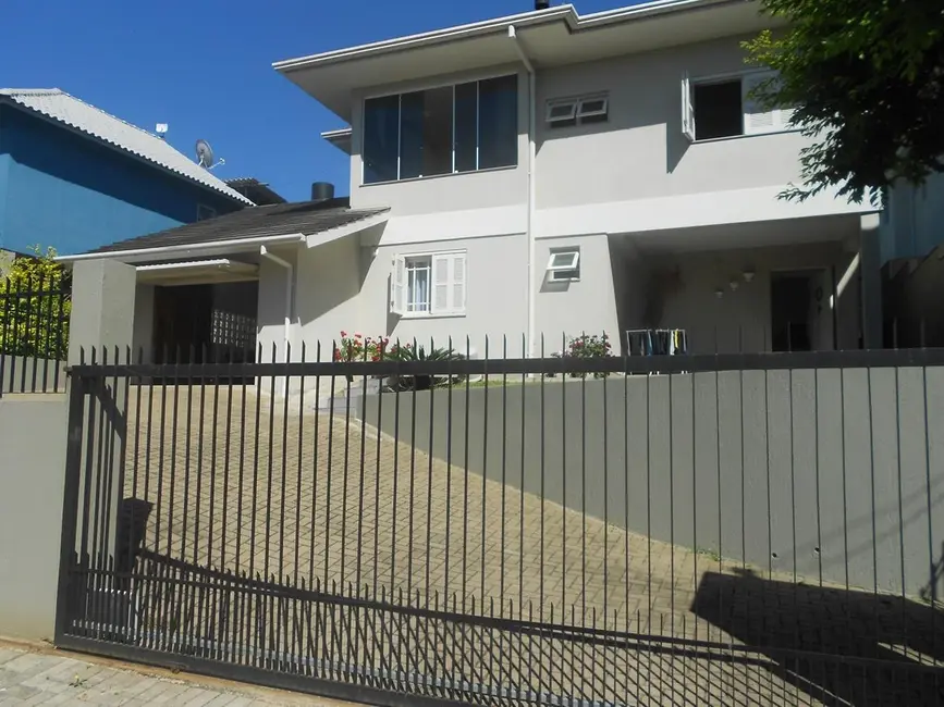 Casa com 3 quartos à venda, 210m2 em Nova Petropolis - RS - imagem 9 Foto 9 de Casa com 3 quartos à venda, 210m2 em Nova Petropolis - RS