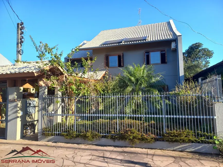 Foto 1 de Casa com 5 quartos à venda, 272m2 em Nova Petropolis - RS