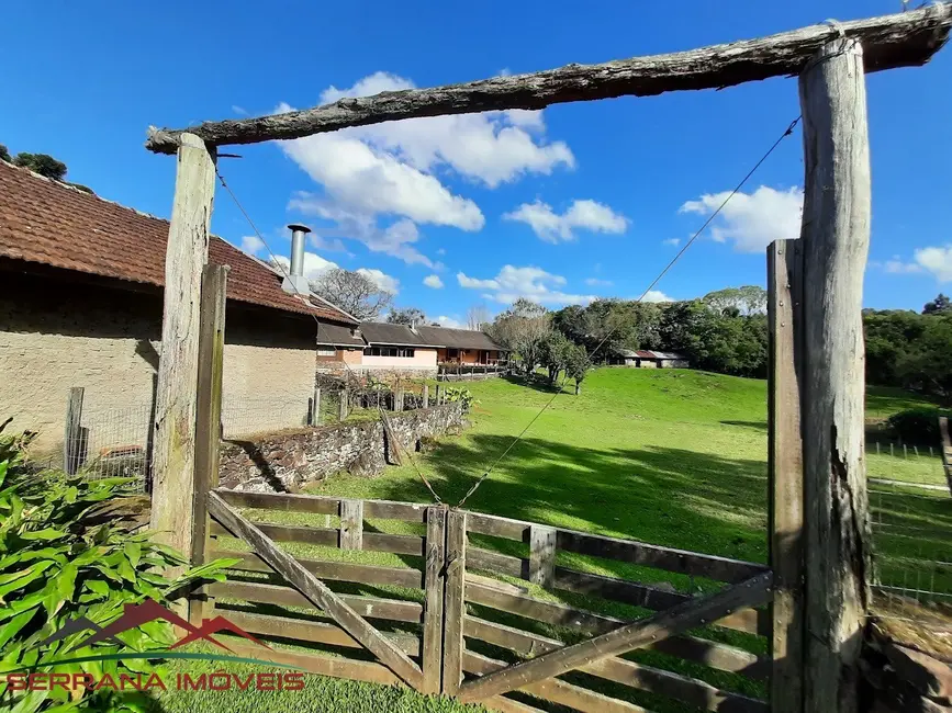 Foto 1 de Sítio / Rancho com 3 quartos à venda, 445m2 em Nova Petropolis - RS