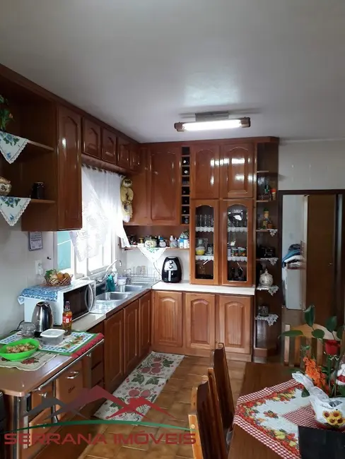 Foto 6 de Casa com 4 quartos à venda, 231m2 em Nova Petropolis - RS