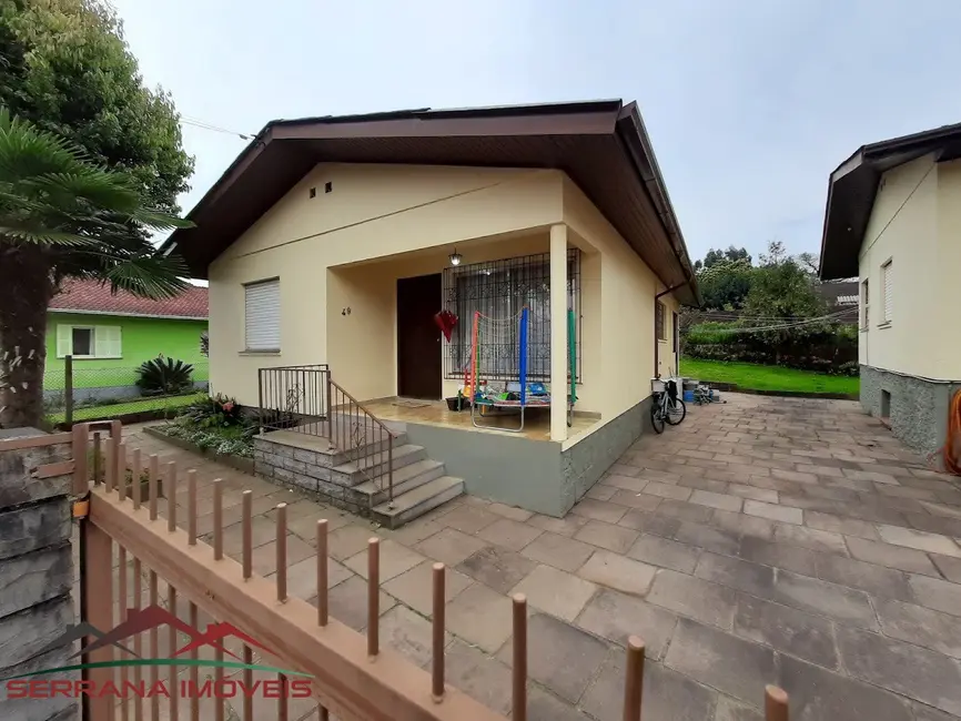 Foto 4 de Casa com 5 quartos à venda, 219m2 em Nova Petropolis - RS