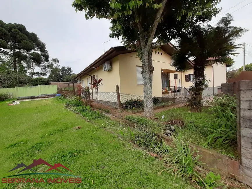 Foto 3 de Casa com 5 quartos à venda, 219m2 em Nova Petropolis - RS