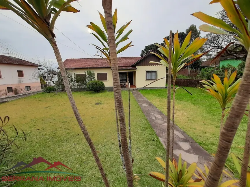 Foto 1 de Casa com 5 quartos à venda, 219m2 em Nova Petropolis - RS