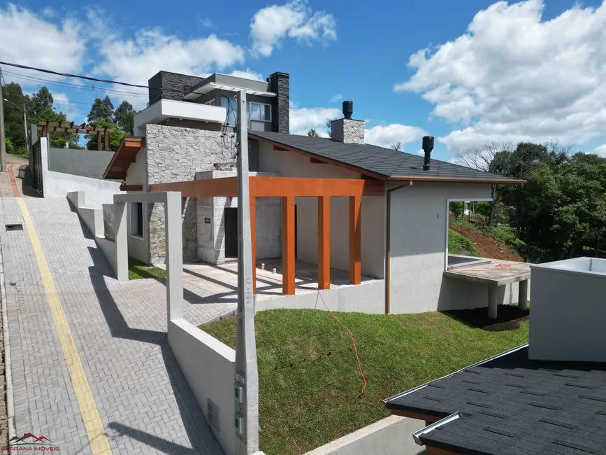 Foto 3 de Casa com 2 quartos à venda, 165m2 em Nova Petropolis - RS