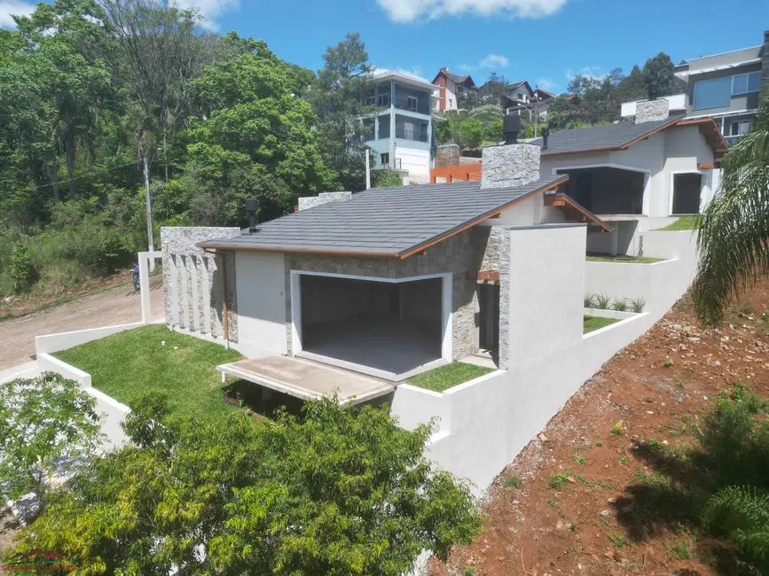 Casa com 2 quartos à venda, 168m2 em Nova Petropolis - RS - imagem 5 Foto 5 de Casa com 2 quartos à venda, 168m2 em Nova Petropolis - RS