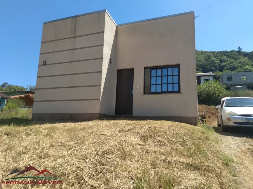 Foto 1 de Casa com 2 quartos à venda, 67m2 em Nova Petropolis - RS