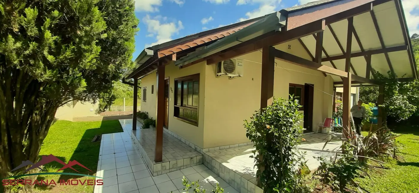 Casa com 3 quartos à venda, 180m2 em Nova Petropolis - RS - imagem 1 Foto 1 de Casa com 3 quartos à venda, 180m2 em Nova Petropolis - RS