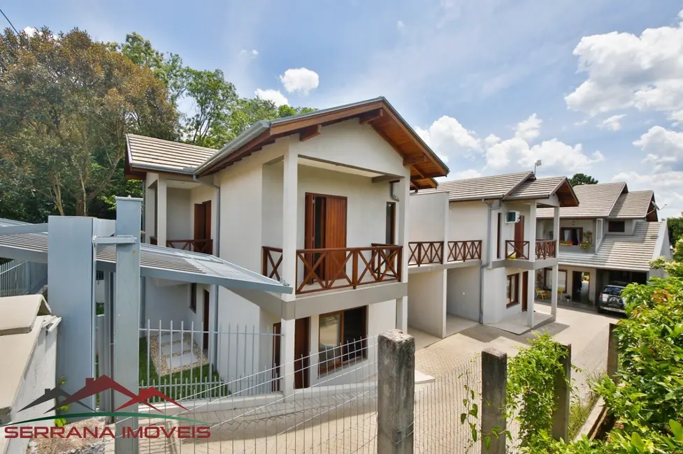 Foto 2 de Casa de Condomínio com 2 quartos para alugar, 115m2 em Nova Petropolis - RS