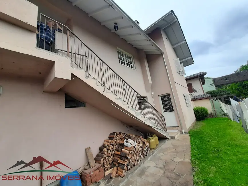 Casa com 4 quartos à venda, 160m2 em Nova Petropolis - RS - imagem 3 Foto 3 de Casa com 4 quartos à venda, 160m2 em Nova Petropolis - RS