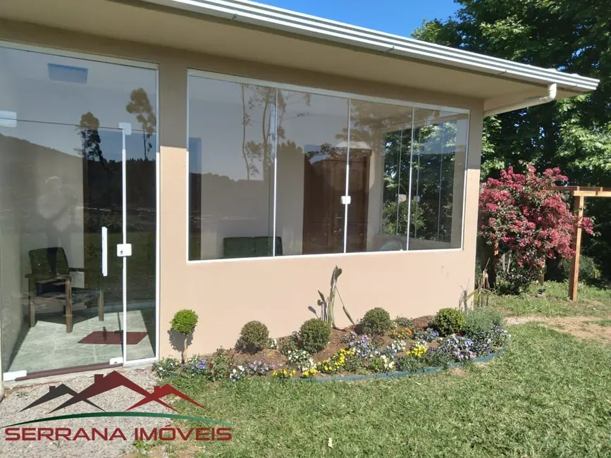 Foto 1 de Sítio / Rancho com 5 quartos à venda, 298m2 em Nova Petropolis - RS
