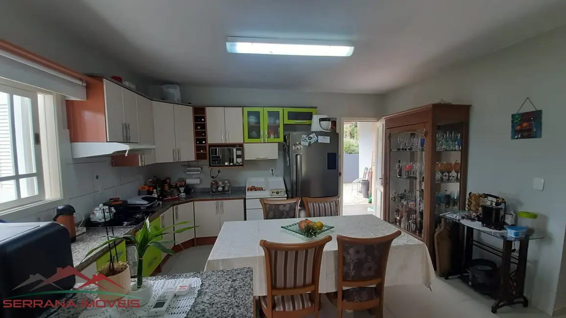 Casa com 3 quartos à venda, 160m2 em Nova Petropolis - RS - imagem 8 Foto 8 de Casa com 3 quartos à venda, 160m2 em Nova Petropolis - RS