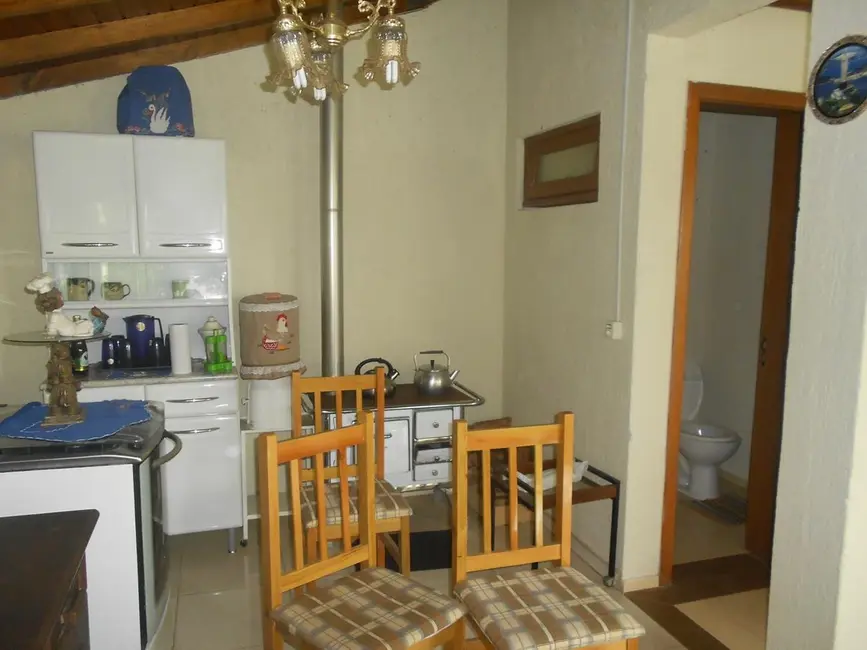 Foto 4 de Casa com 4 quartos à venda, 180m2 em Nova Petropolis - RS