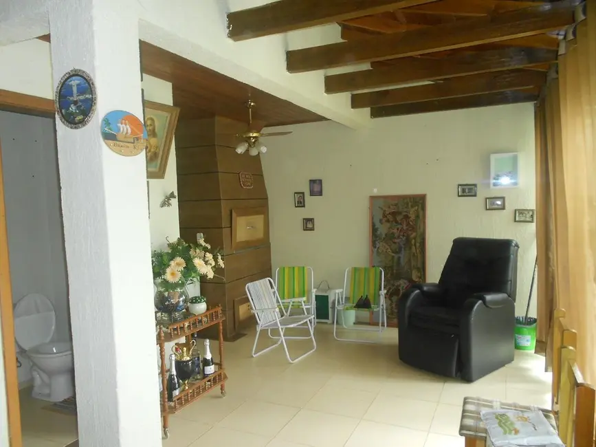 Foto 5 de Casa com 4 quartos à venda, 180m2 em Nova Petropolis - RS