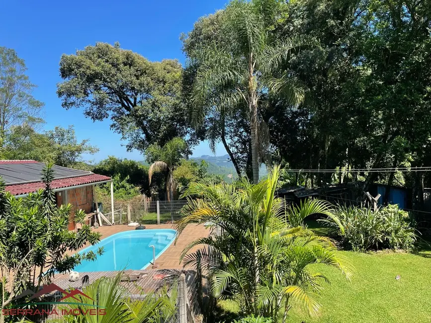 Sítio / Rancho com 3 quartos à venda, 96m2 em Picada Cafe - RS - imagem 1 Foto 1 de Sítio / Rancho com 3 quartos à venda, 96m2 em Picada Cafe - RS