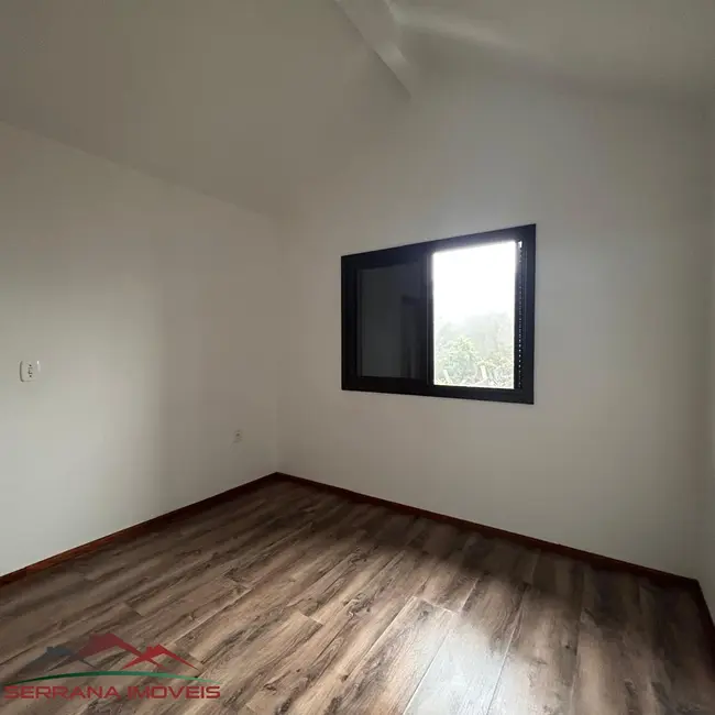 Apartamento com 2 quartos para alugar, 70m2 em Nova Petropolis - RS - imagem 5 Foto 5 de Apartamento com 2 quartos para alugar, 70m2 em Nova Petropolis - RS
