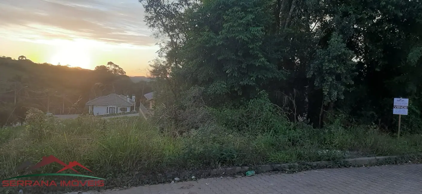 Foto 1 de Terreno / Lote à venda, 351m2 em Nova Petropolis - RS
