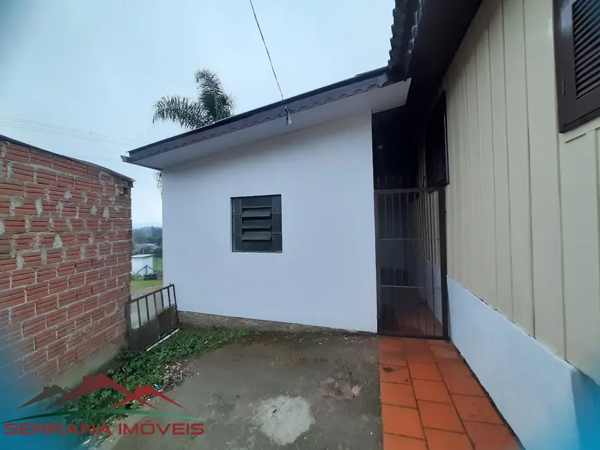Foto 1 de Casa com 1 quarto para alugar, 32m2 em Nova Petropolis - RS