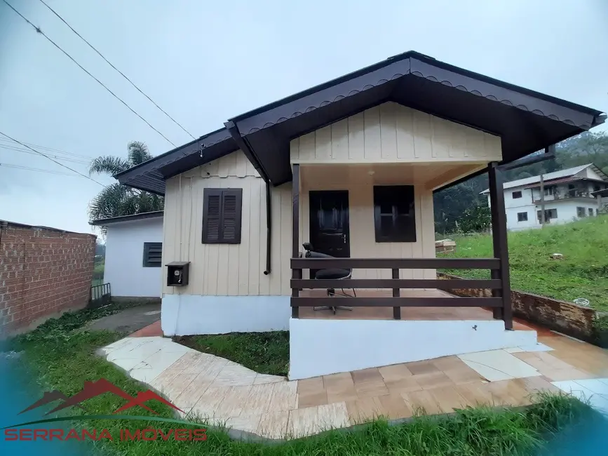 Casa com 3 quartos para alugar, 90m2 em Nova Petropolis - RS - imagem 2 Foto 2 de Casa com 3 quartos para alugar, 90m2 em Nova Petropolis - RS