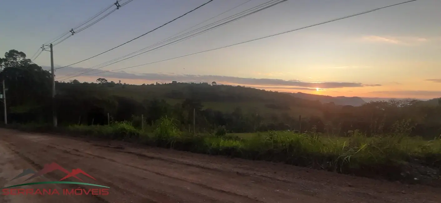 Foto 1 de Terreno / Lote à venda, 389m2 em Nova Petropolis - RS