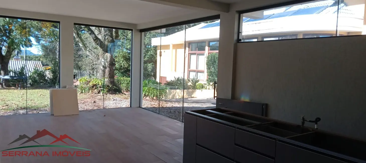 Sala Comercial para alugar, 240m2 em Centro, Nova Petropolis - RS - imagem 2 Foto 2 de Sala Comercial para alugar, 240m2 em Centro, Nova Petropolis - RS