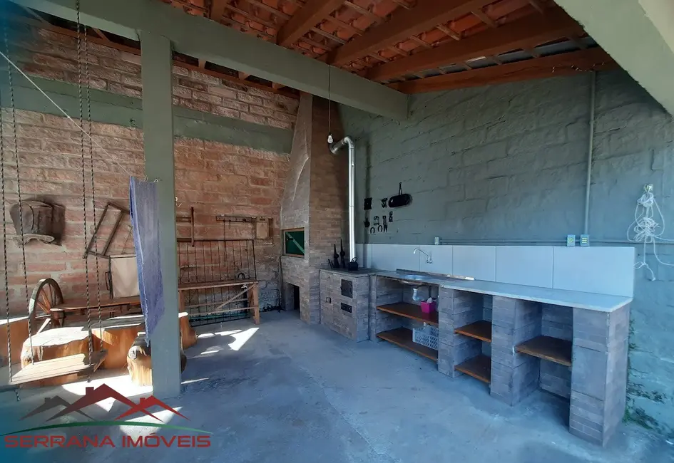 Casa com 4 quartos para alugar, 320m2 em Nova Petropolis - RS - imagem 4 Foto 4 de Casa com 4 quartos para alugar, 320m2 em Nova Petropolis - RS